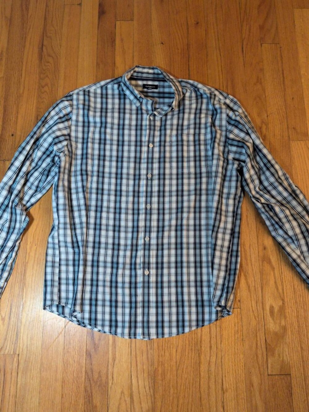 Croft and Barrow Men's Blue and White Plaid Long Sleeve Button Front Shirt L